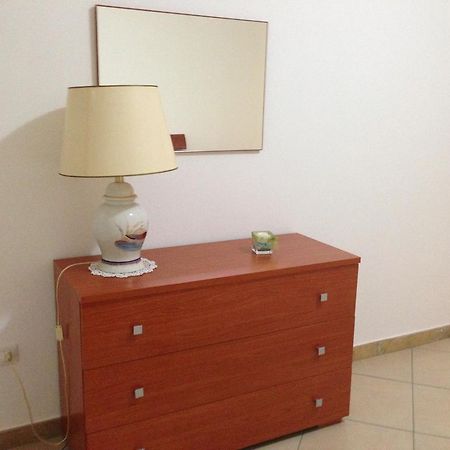 קרבוניה Appartamento Margherita חדר תמונה